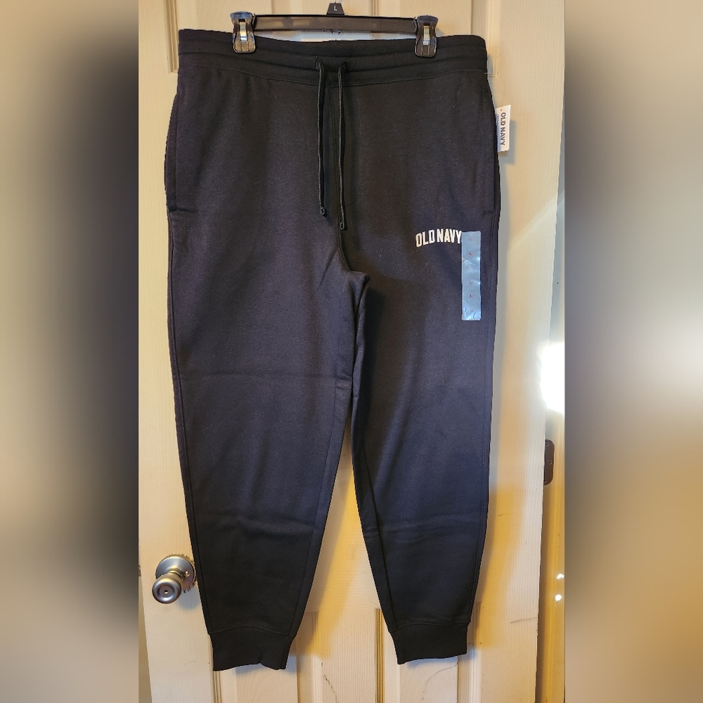 Old Navy Mens Size Large Black Jogger Sweatpants Brand New With Tags Attached